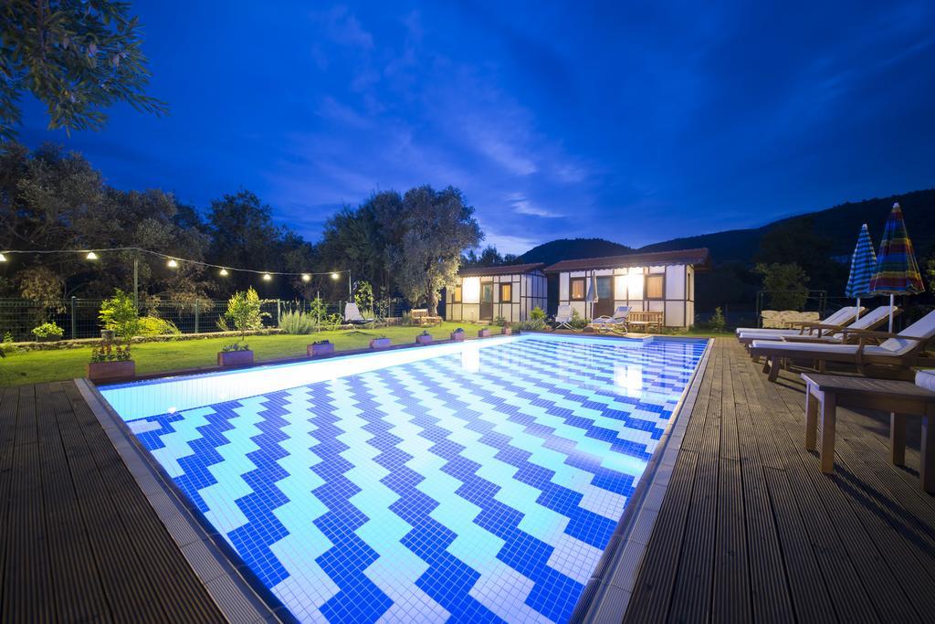 Bal Badem Bungalow ดัตชา ภายนอก รูปภาพ